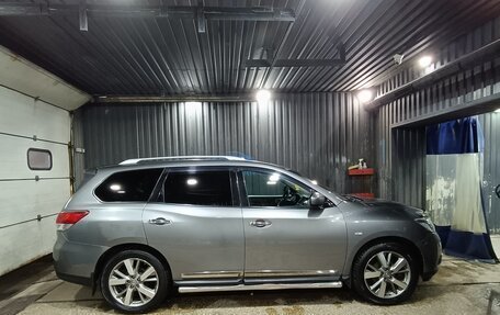 Nissan Pathfinder, 2014 год, 1 900 000 рублей, 2 фотография