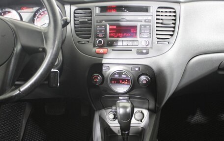 KIA Rio II, 2011 год, 790 000 рублей, 11 фотография