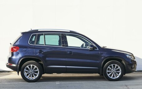 Volkswagen Tiguan I, 2012 год, 1 529 000 рублей, 5 фотография