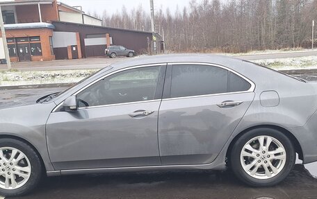 Honda Accord VIII рестайлинг, 2011 год, 1 250 000 рублей, 10 фотография