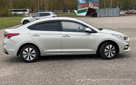 Hyundai Solaris II рестайлинг, 2018 год, 1 329 000 рублей, 4 фотография