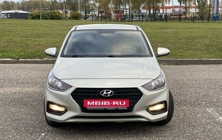 Hyundai Solaris II рестайлинг, 2018 год, 1 329 000 рублей, 9 фотография