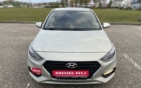 Hyundai Solaris II рестайлинг, 2018 год, 1 329 000 рублей, 2 фотография