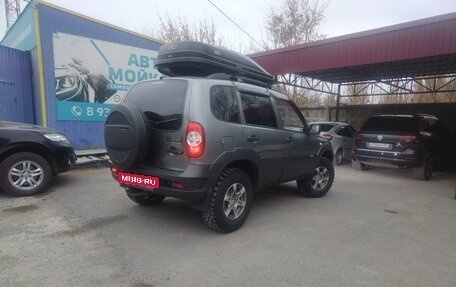 Chevrolet Niva I рестайлинг, 2011 год, 750 000 рублей, 6 фотография