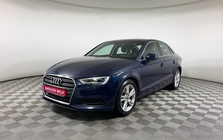 Audi A3, 2018 год, 1 990 000 рублей, 1 фотография