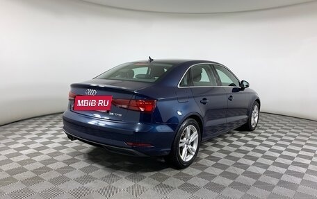 Audi A3, 2018 год, 1 990 000 рублей, 5 фотография