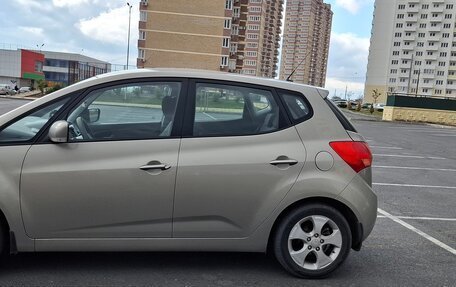 KIA Venga I, 2011 год, 980 000 рублей, 3 фотография