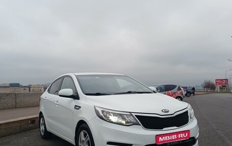 KIA Rio III рестайлинг, 2016 год, 1 040 000 рублей, 1 фотография