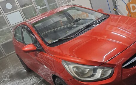 Hyundai Solaris II рестайлинг, 2012 год, 580 000 рублей, 7 фотография