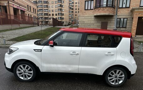 KIA Soul II рестайлинг, 2018 год, 1 650 000 рублей, 7 фотография