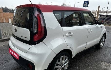 KIA Soul II рестайлинг, 2018 год, 1 650 000 рублей, 8 фотография