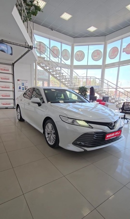 Toyota Camry, 2019 год, 3 749 000 рублей, 1 фотография