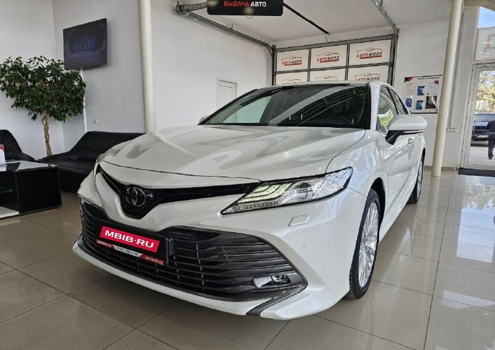 Toyota Camry, 2019 год, 3 749 000 рублей, 5 фотография