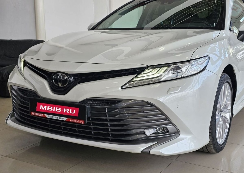 Toyota Camry, 2019 год, 3 749 000 рублей, 6 фотография