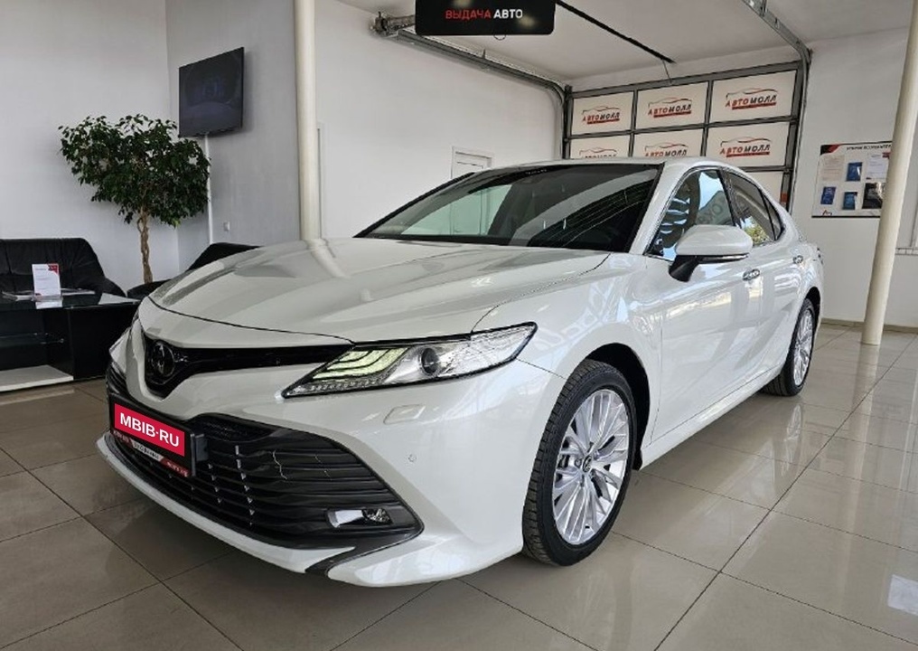 Toyota Camry, 2019 год, 3 749 000 рублей, 4 фотография