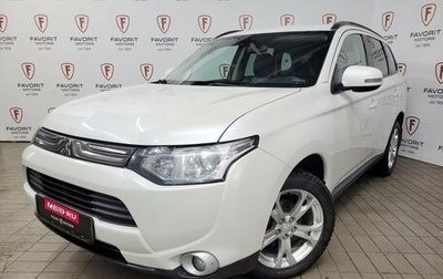 Mitsubishi Outlander III рестайлинг 3, 2013 год, 1 595 000 рублей, 1 фотография