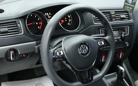 Volkswagen Jetta VI, 2017 год, 1 443 000 рублей, 14 фотография