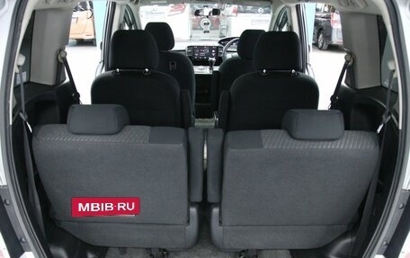 Honda Freed I, 2011 год, 1 283 000 рублей, 19 фотография