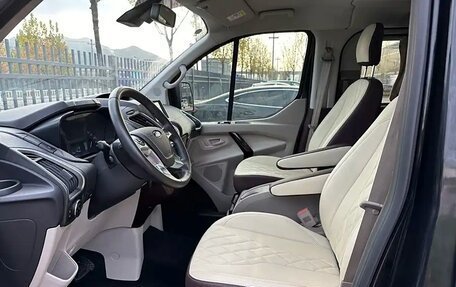 Ford Tourneo Custom I рестайлинг, 2021 год, 2 765 000 рублей, 7 фотография