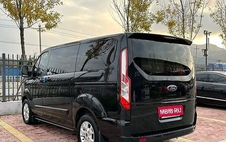 Ford Tourneo Custom I рестайлинг, 2021 год, 2 765 000 рублей, 4 фотография