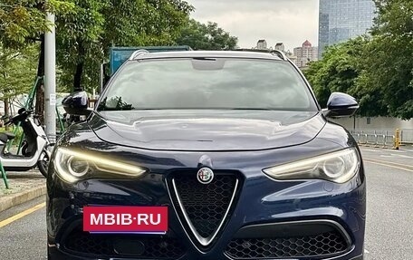 Alfa Romeo Stelvio, 2021 год, 3 895 000 рублей, 2 фотография