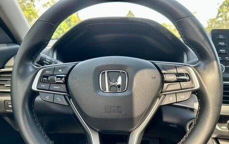 Honda Accord IX рестайлинг, 2021 год, 2 180 000 рублей, 13 фотография