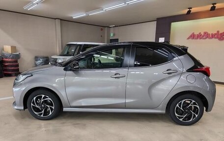 Toyota Yaris, 2021 год, 1 120 000 рублей, 8 фотография