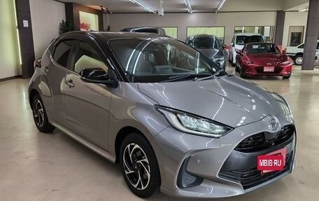 Toyota Yaris, 2021 год, 1 120 000 рублей, 3 фотография