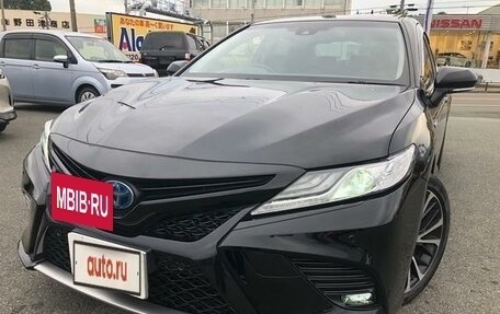 Toyota Camry, 2021 год, 2 300 000 рублей, 1 фотография