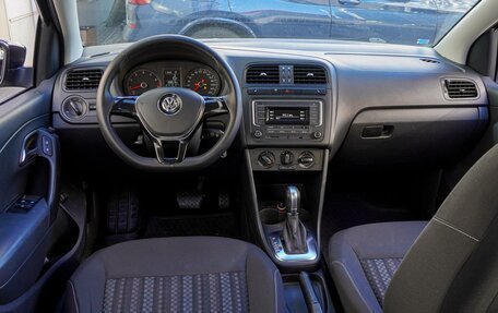 Volkswagen Polo VI (EU Market), 2016 год, 1 050 000 рублей, 6 фотография