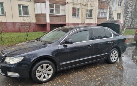 Skoda Superb III рестайлинг, 2012 год, 1 000 000 рублей, 3 фотография