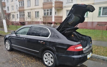 Skoda Superb III рестайлинг, 2012 год, 1 000 000 рублей, 2 фотография