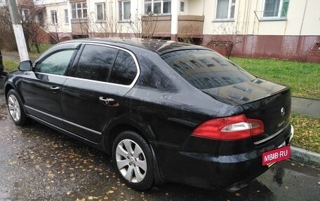 Skoda Superb III рестайлинг, 2012 год, 1 000 000 рублей, 11 фотография