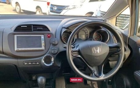 Honda Fit Shuttle I рестайлинг, 2012 год, 869 000 рублей, 15 фотография