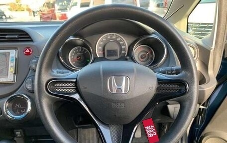 Honda Fit Shuttle I рестайлинг, 2012 год, 869 000 рублей, 16 фотография