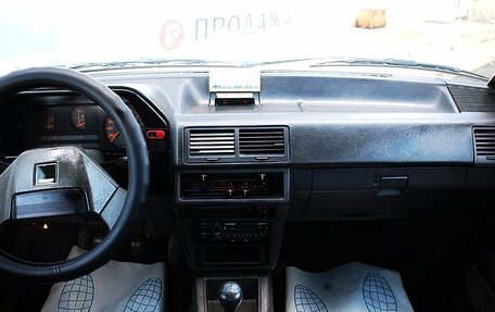 Mazda 626, 1987 год, 395 000 рублей, 7 фотография