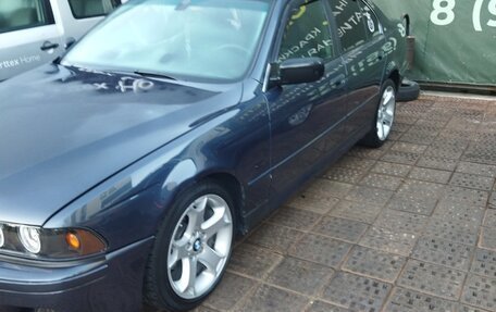 BMW 5 серия, 2002 год, 350 000 рублей, 1 фотография