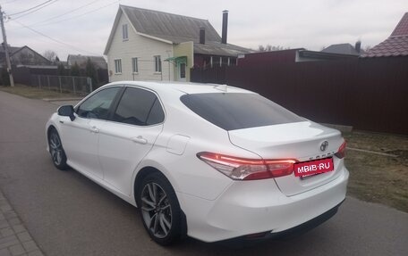 Toyota Camry, 2019 год, 2 415 000 рублей, 8 фотография