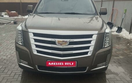 Cadillac Escalade IV, 2016 год, 5 800 000 рублей, 10 фотография