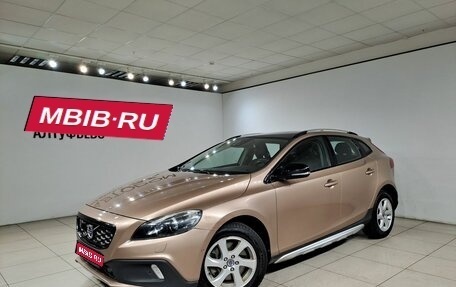 Volvo V40 Cross Country I, 2013 год, 1 881 000 рублей, 1 фотография