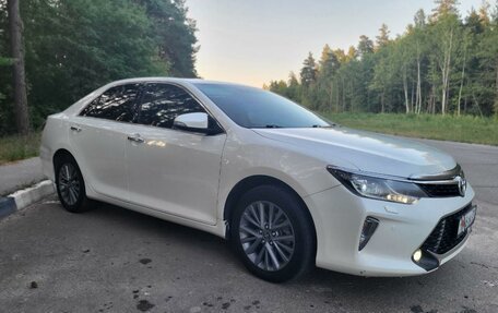 Toyota Camry, 2017 год, 2 680 000 рублей, 3 фотография