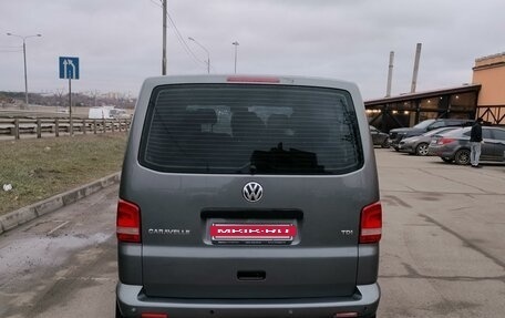 Volkswagen Caravelle T5, 2010 год, 1 970 000 рублей, 3 фотография