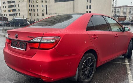 Toyota Camry, 2015 год, 1 700 000 рублей, 4 фотография