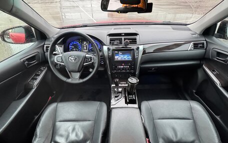 Toyota Camry, 2015 год, 1 700 000 рублей, 5 фотография