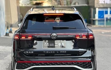 Volkswagen Tiguan, 2024 год, 4 635 000 рублей, 6 фотография