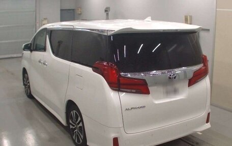 Toyota Alphard III, 2021 год, 4 800 000 рублей, 5 фотография