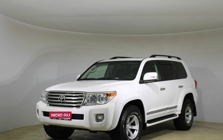 Toyota Land Cruiser 200, 2013 год, 3 890 000 рублей, 1 фотография