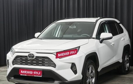 Toyota RAV4, 2019 год, 3 388 000 рублей, 1 фотография