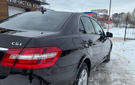 Mercedes-Benz E-Класс, 2010 год, 1 950 000 рублей, 3 фотография