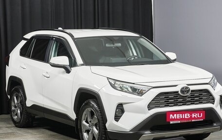 Toyota RAV4, 2019 год, 3 388 000 рублей, 3 фотография